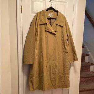 Ava & Viv Women’s Rain Coat…size 4X